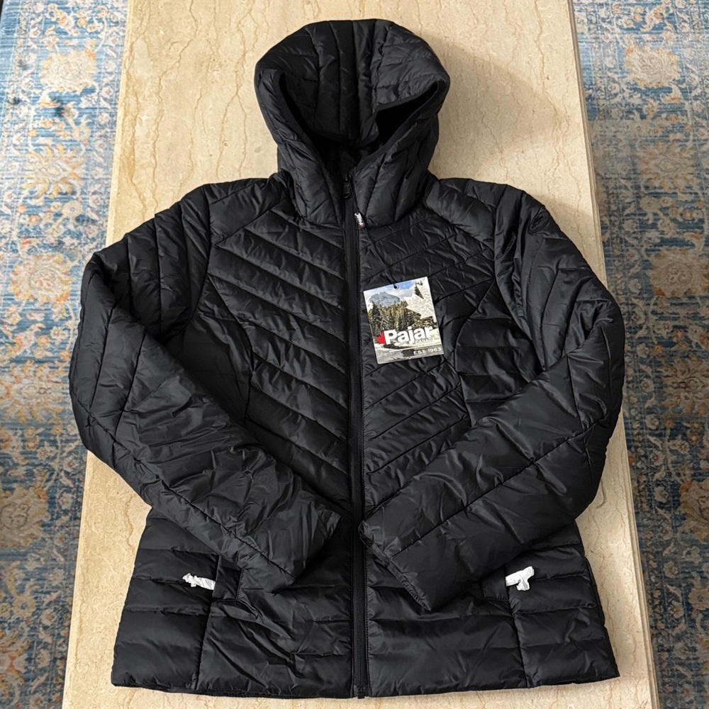 NWT Pajar Canada Women's COLETTE Lightweight Puffer. $319 - Picture 3 of 16